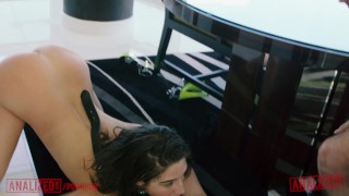 Abella Danger dochodzi podczas seksu