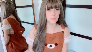 Naturalna niunia porządnie się masturbuje